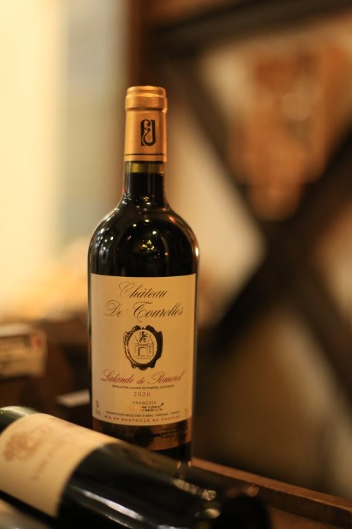 Vinalla Vinhos e Bistrô